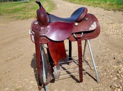 17" Vic Bennet Cowhorse Saddle