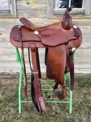 15.5 Vic Bennett Saddle