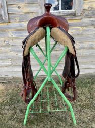 15.5 Vic Bennett Saddle