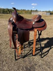 Vic Bennett Reining Saddle