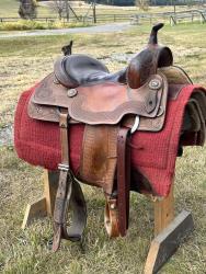 Bobs Cowhorse Saddle