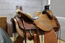 15.5 Experience Leather rope saddle
