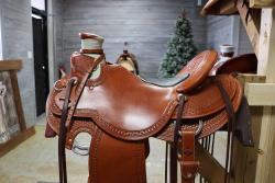 17 Experience Leather Lady Wade