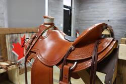 17 Experience Leather Lady Wade