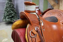 17 Experience Leather Lady Wade