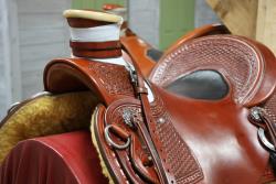 15.5 Experience Leather Lady Wade