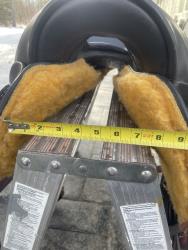 DP saddlery Flex fit 1300 western saddle