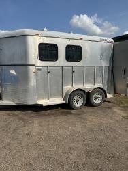 2006 Circle J Aluminum 2 horse trailer