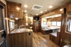 2022 SMC SLE81813 #C224176