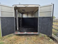 2012 Royal T aluminum 3 horse gooseneck trailer