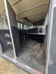 2012 Royal T aluminum 3 horse gooseneck trailer