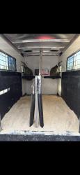 Sundowner 2 Horse Trailer